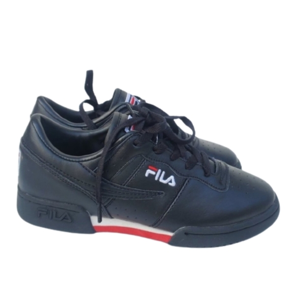Fila Other - Men's Fila Low Top Sneakers Sz 5